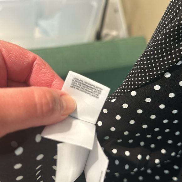 Anne Klein tunic top - Picture 3 of 3